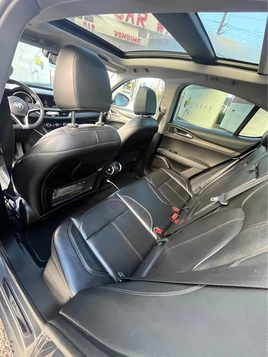 2018 Alfa Romeo Stelvio - Image 7 of 10