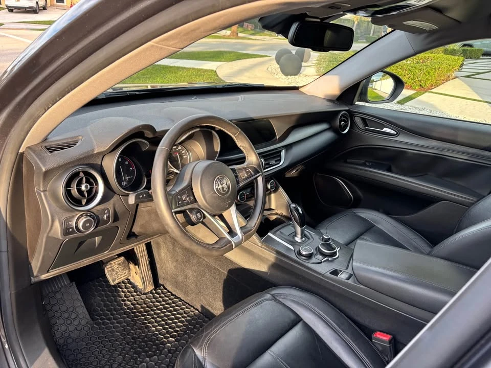 2018 Alfa Romeo Stelvio - Image 12 of 14