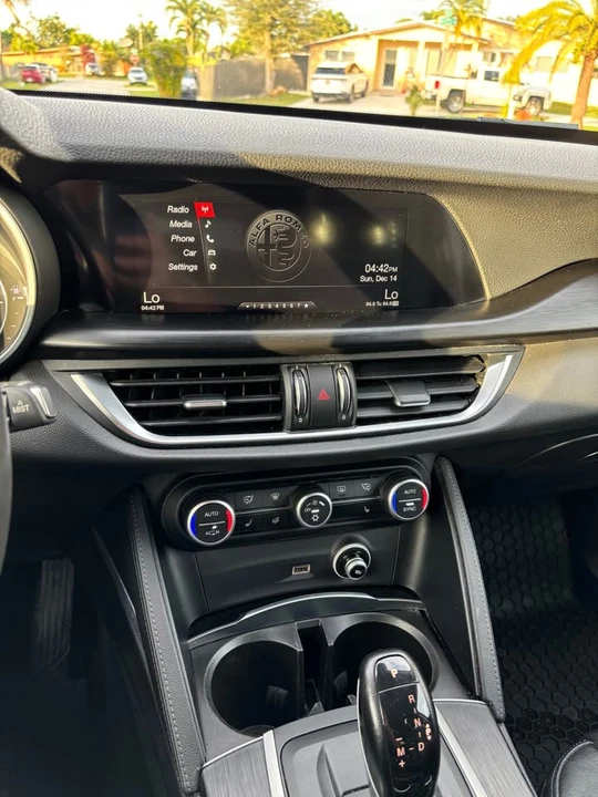 2018 Alfa Romeo Stelvio - Image 14 of 14