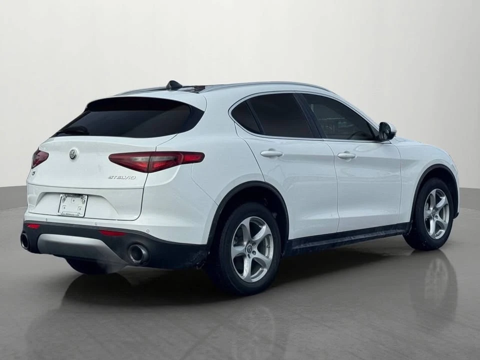 2018 Alfa Romeo Stelvio - Image 2 of 20