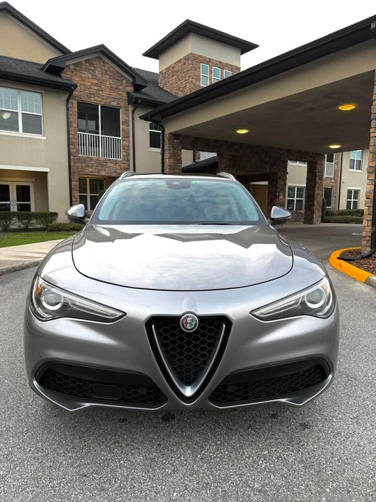 2018 Alfa Romeo Stelvio - Image 2 of 18