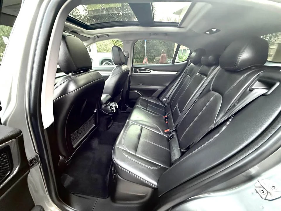 2018 Alfa Romeo Stelvio - Image 10 of 18