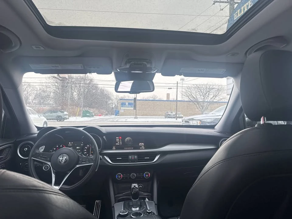 2018 Alfa Romeo Stelvio - Image 9 of 14