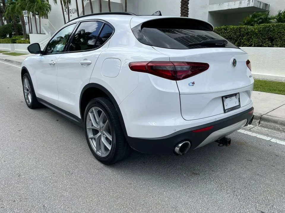 2018 Alfa Romeo Stelvio - Image 4 of 20