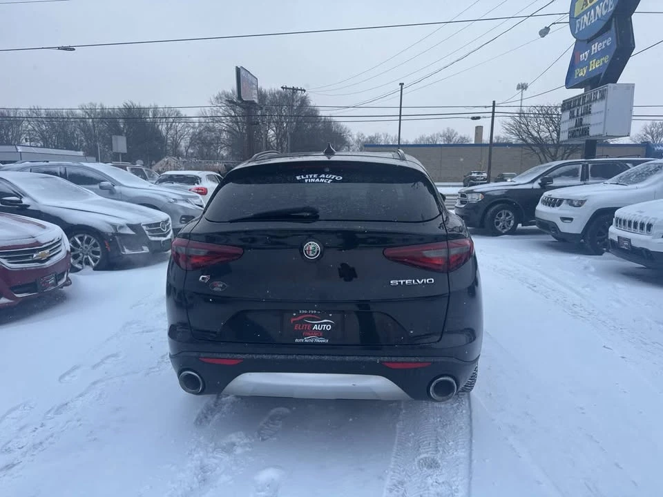2018 Alfa Romeo Stelvio - Image 5 of 14