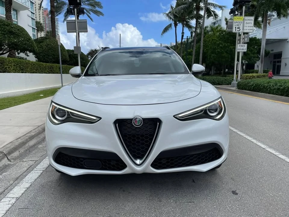 2018 Alfa Romeo Stelvio - Image 2 of 20