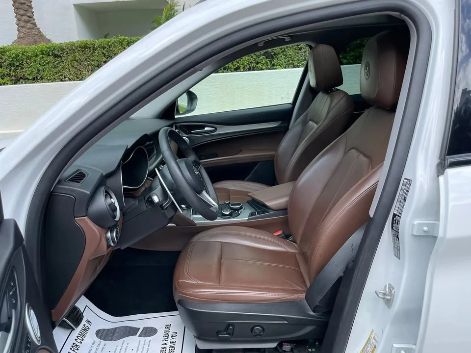 2018 Alfa Romeo Stelvio - Image 7 of 20