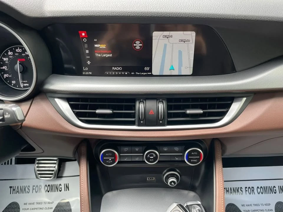 2018 Alfa Romeo Stelvio - Image 10 of 20