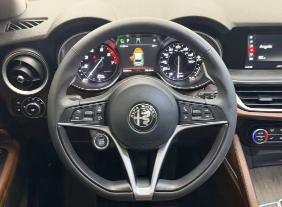 2018 Alfa Romeo Stelvio - Image 10 of 14