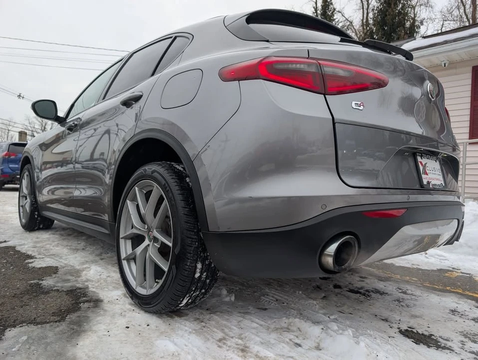 2018 Alfa Romeo Stelvio - Image 7 of 16