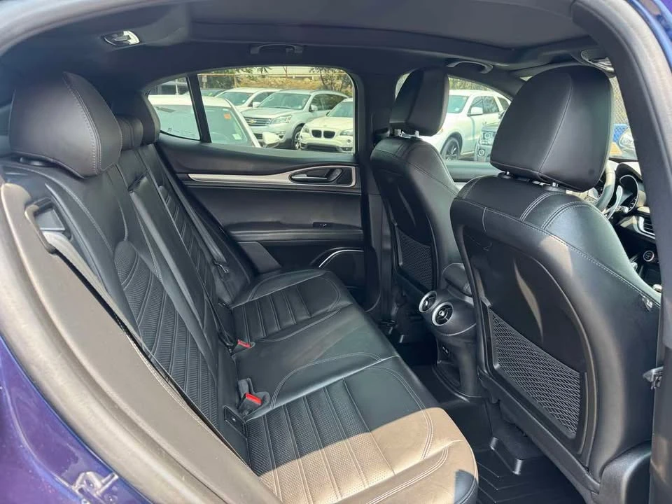 2018 Alfa Romeo Stelvio - Image 18 of 20
