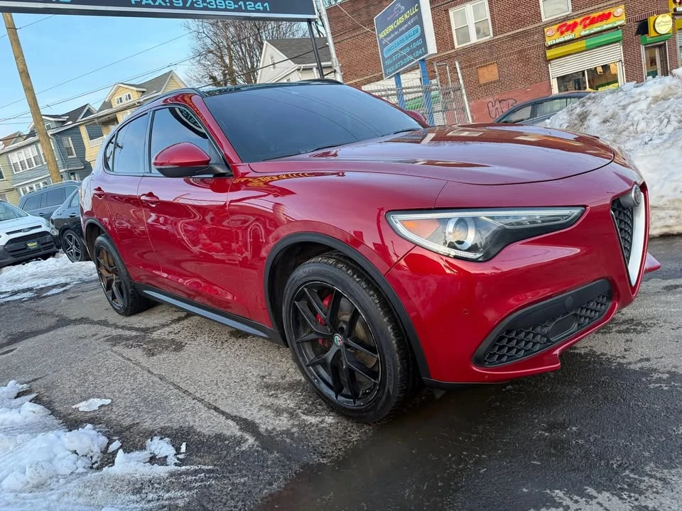 2018 Alfa Romeo Stelvio - Image 2 of 20