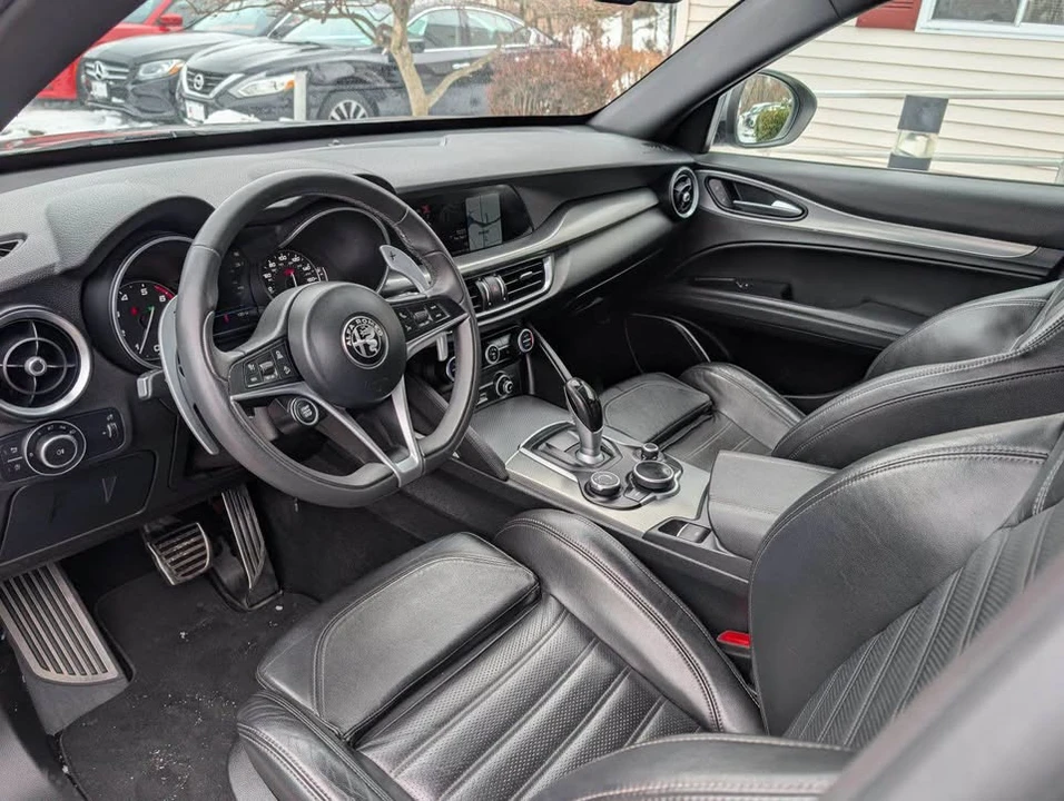 2018 Alfa Romeo Stelvio - Image 8 of 13