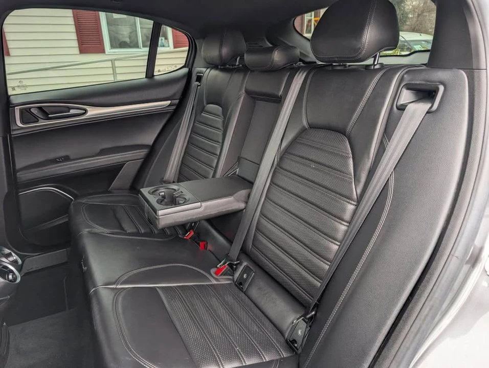 2018 Alfa Romeo Stelvio - Image 9 of 13