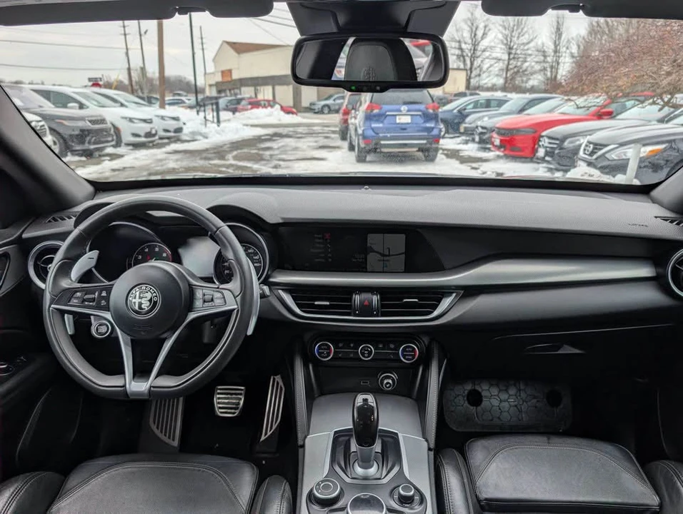 2018 Alfa Romeo Stelvio - Image 11 of 13
