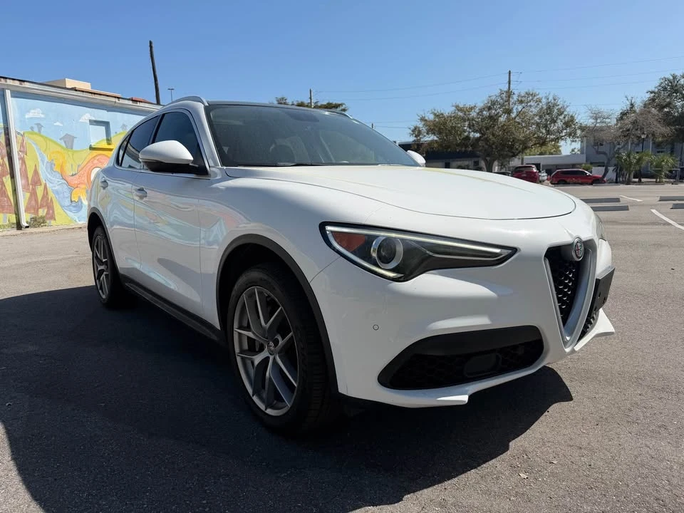 2018 Alfa Romeo Stelvio - Image 4 of 10