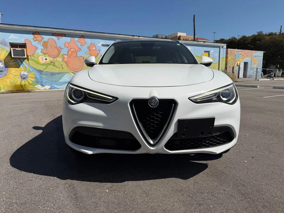 2018 Alfa Romeo Stelvio - Image 5 of 10