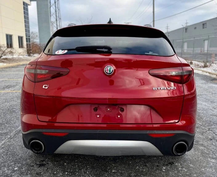 2018 Alfa Romeo Stelvio - Image 8 of 19