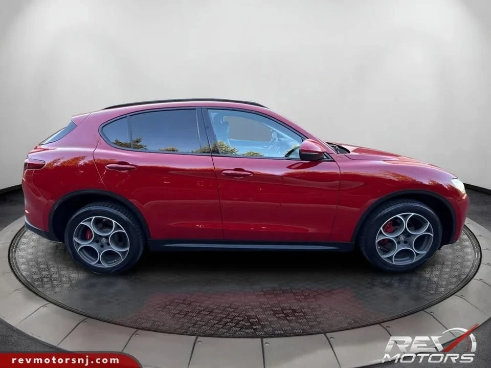 2018 Alfa Romeo Stelvio - Image 5 of 16