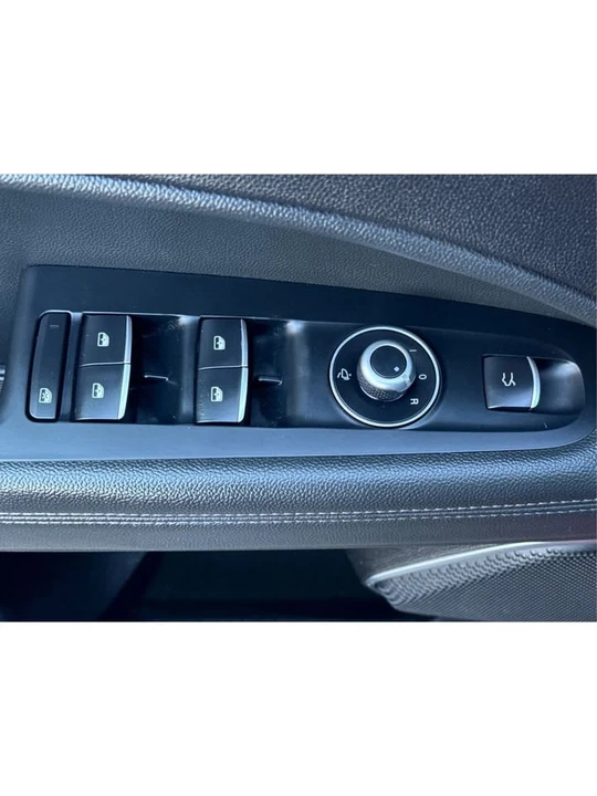 2018 Alfa Romeo Stelvio - Image 16 of 16