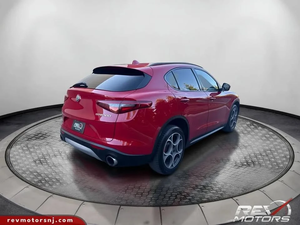 2018 Alfa Romeo Stelvio - Image 4 of 16