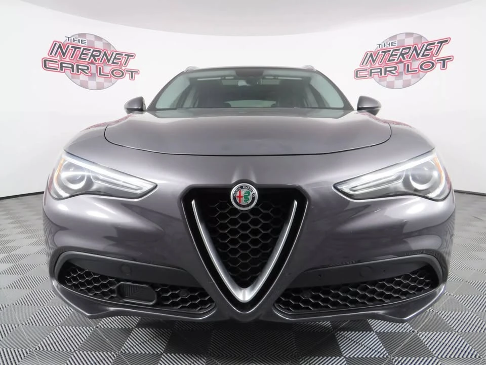 2018 Alfa Romeo Stelvio - Image 2 of 20