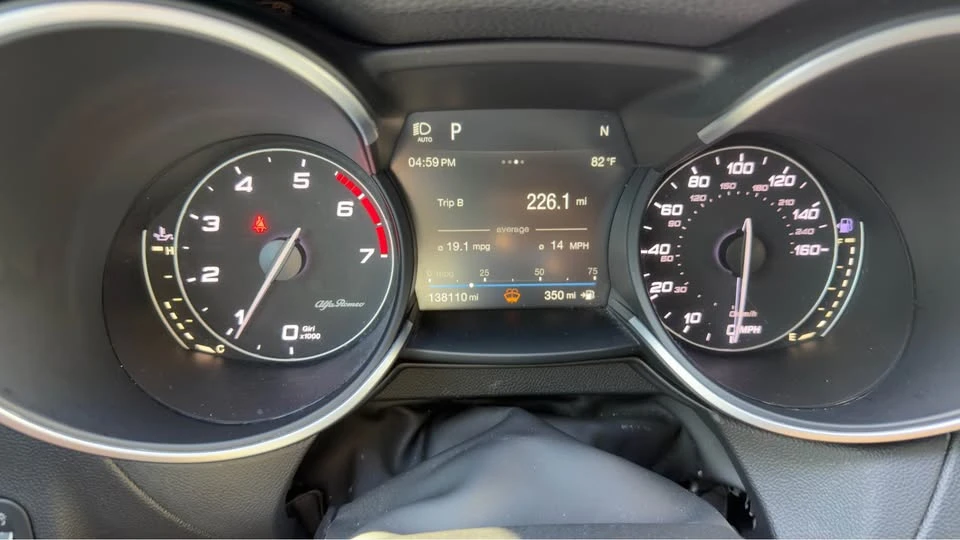 2018 Alfa Romeo Stelvio - Image 9 of 10