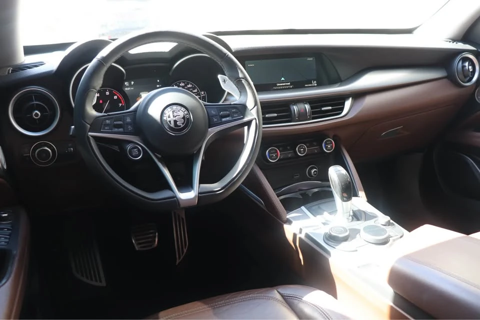 2018 Alfa Romeo Stelvio - Image 19 of 20