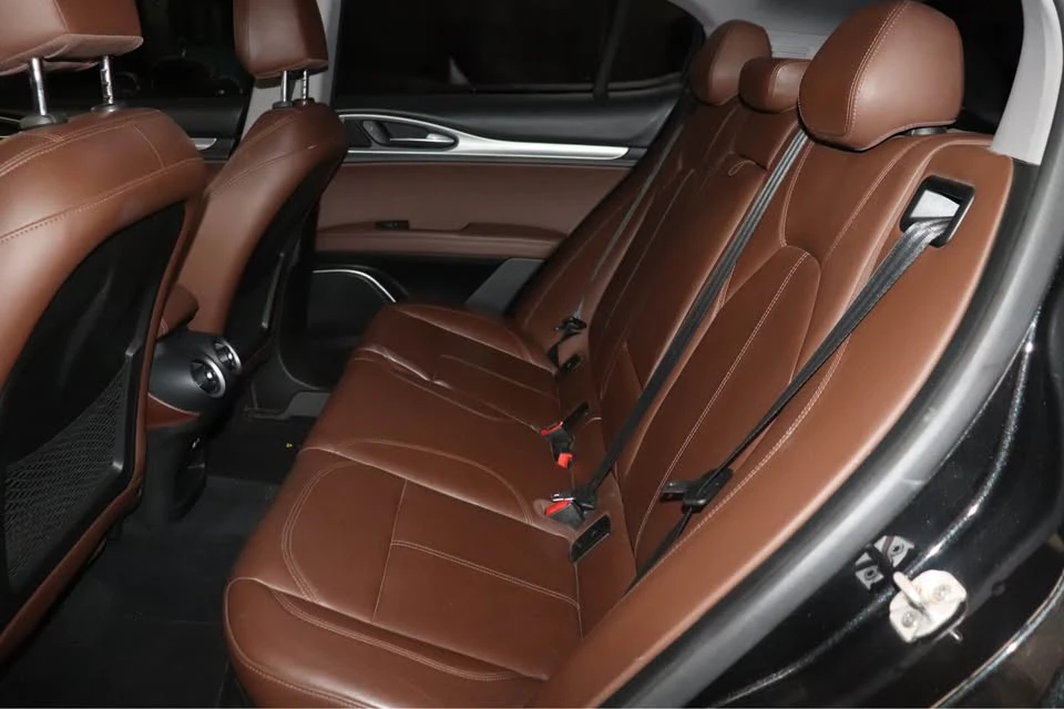 2018 Alfa Romeo Stelvio - Image 12 of 20