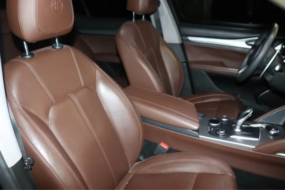 2018 Alfa Romeo Stelvio - Image 10 of 20