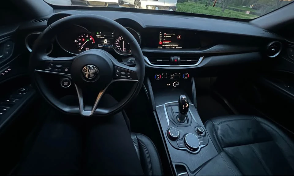 2018 Alfa Romeo Stelvio - Image 2 of 8