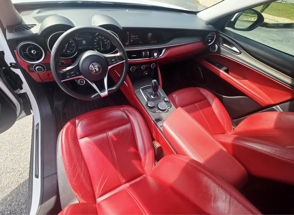 2018 Alfa Romeo Stelvio - Image 19 of 21