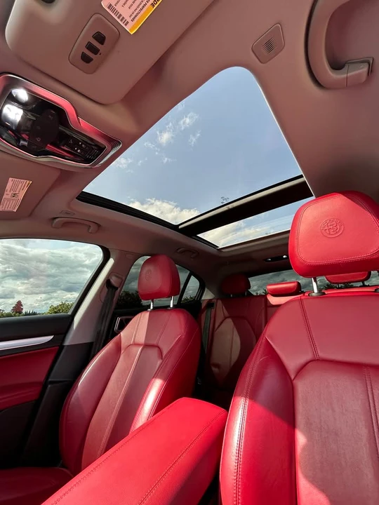 2018 Alfa Romeo Stelvio - Image 13 of 16