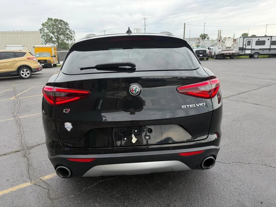 2018 Alfa Romeo Stelvio - Image 4 of 20