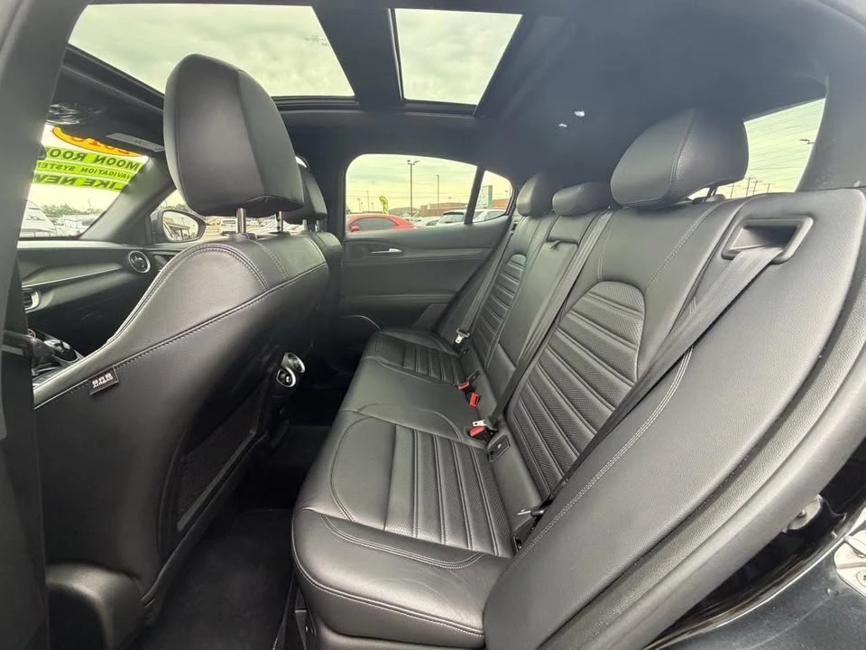 2018 Alfa Romeo Stelvio - Image 13 of 20