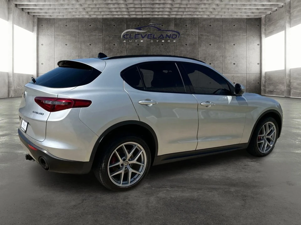 2018 Alfa Romeo Stelvio - Image 3 of 20