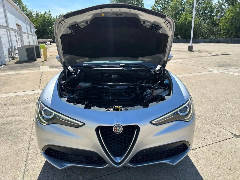 2018 Alfa Romeo Stelvio - Image 11 of 20