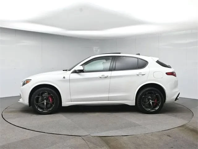 2018 Alfa Romeo Stelvio - Image 2 of 20