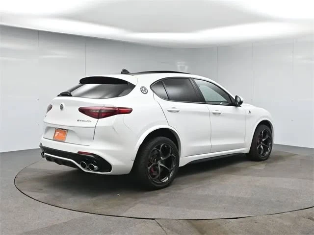 2018 Alfa Romeo Stelvio - Image 5 of 20