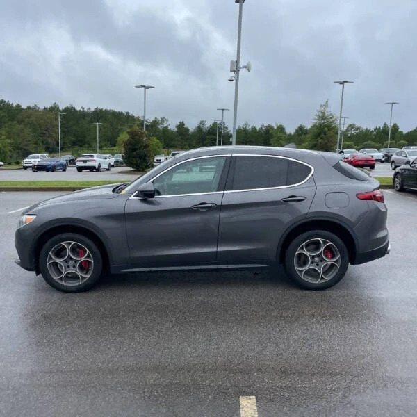 2018 Alfa Romeo Stelvio - Image 14 of 20