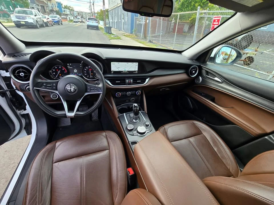 2018 Alfa Romeo Stelvio - Image 10 of 16
