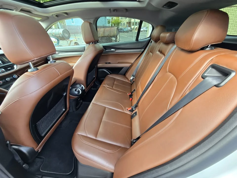 2018 Alfa Romeo Stelvio - Image 13 of 16