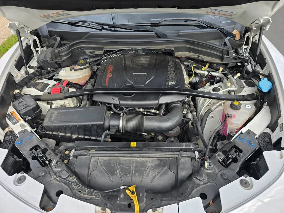 2018 Alfa Romeo Stelvio - Image 16 of 16