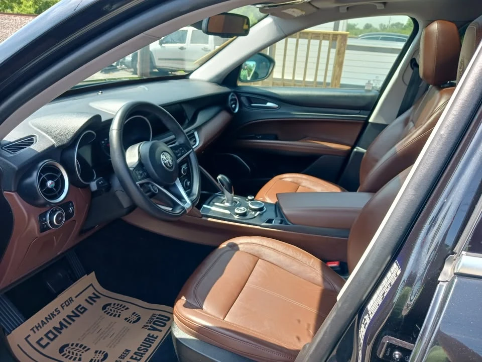 2018 Alfa Romeo Stelvio - Image 9 of 20