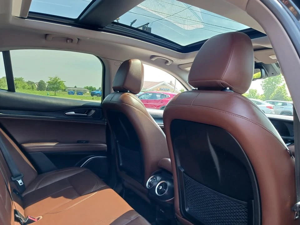 2018 Alfa Romeo Stelvio - Image 14 of 20