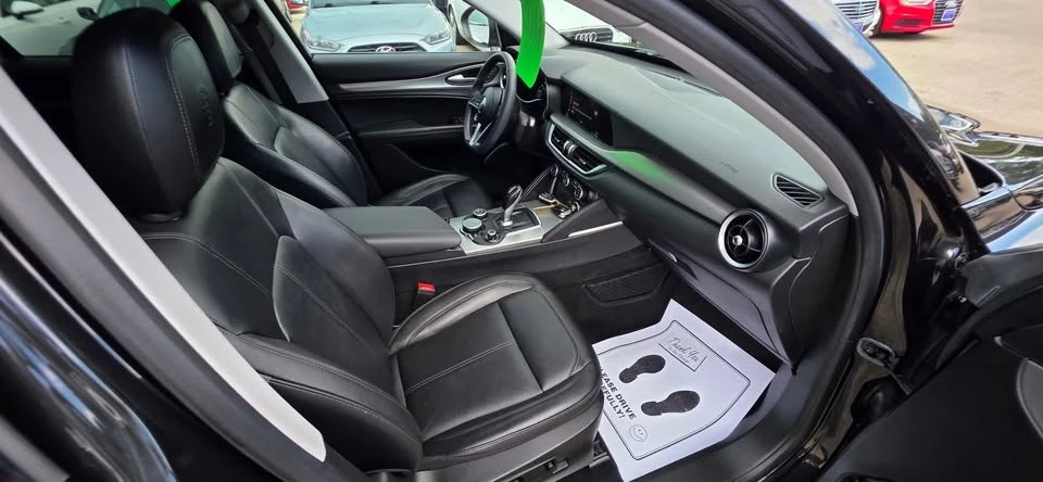 2018 Alfa Romeo Stelvio - Image 11 of 19