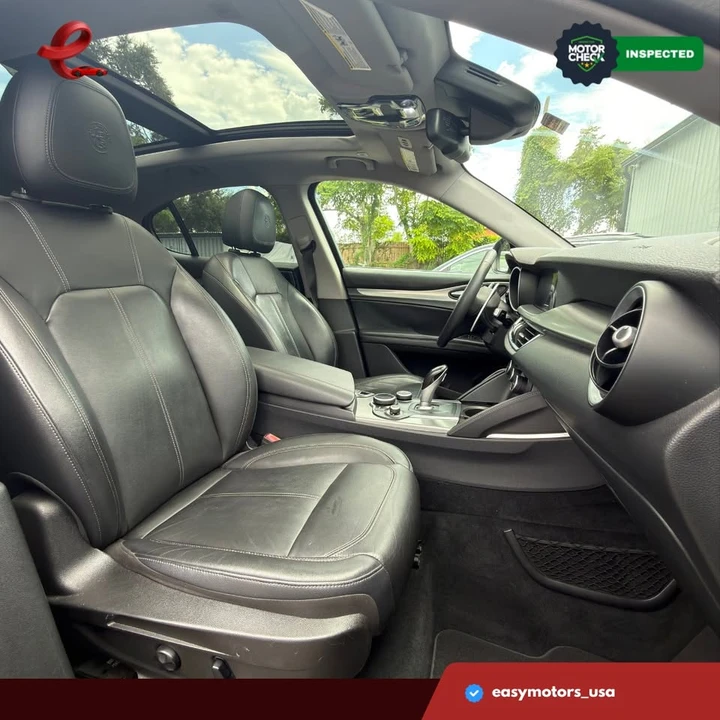 2018 Alfa Romeo Stelvio - Image 14 of 18