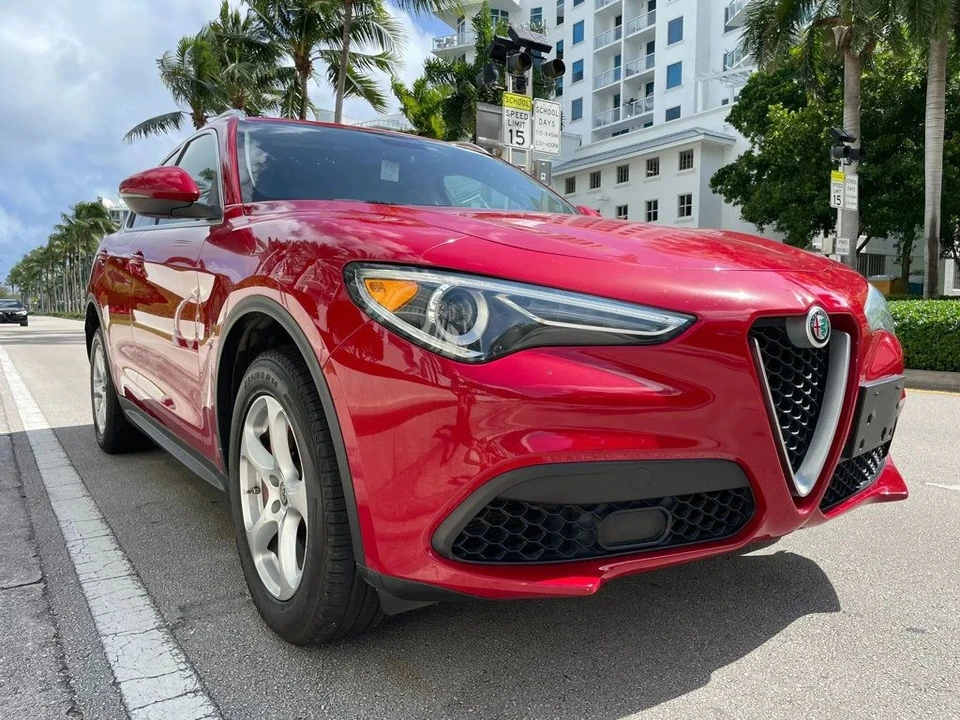 2018 Alfa Romeo Stelvio - Image 8 of 12