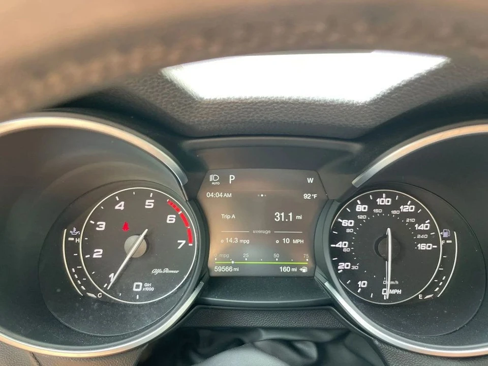 2018 Alfa Romeo - Image 11 of 12