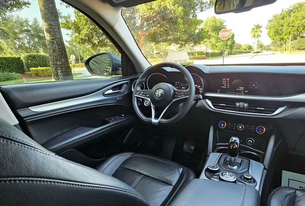 2018 Alfa Romeo Stelvio - Image 7 of 12